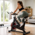 Bicicleta estática: beneficios, frecuencia recomendada y errores a evitar
